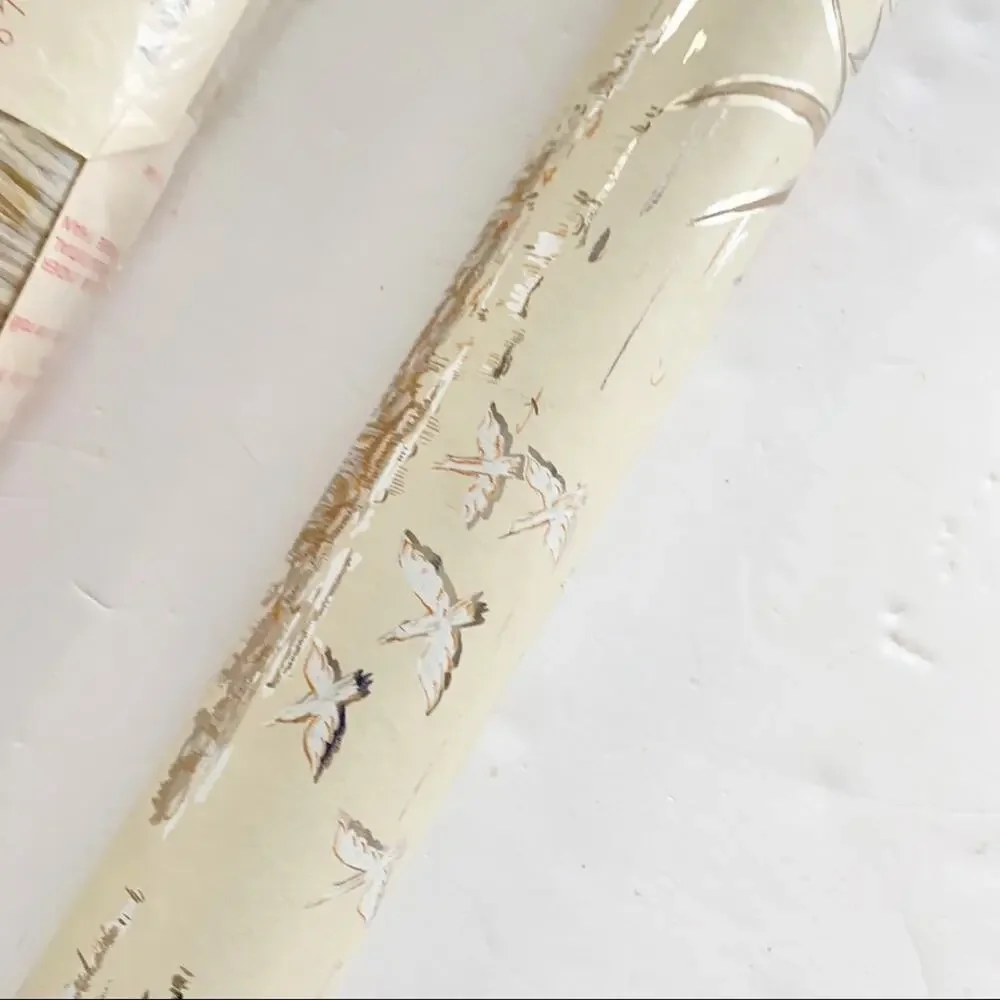 Vintage Beige Gold Crane Fabric Backed Vinyl Wallcovering SEALED x1